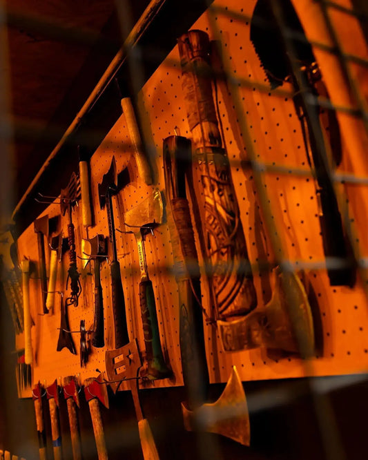 Axe Throwing & BBQ: Open Bar & Premium Pub Crawl by HenStagPortugal