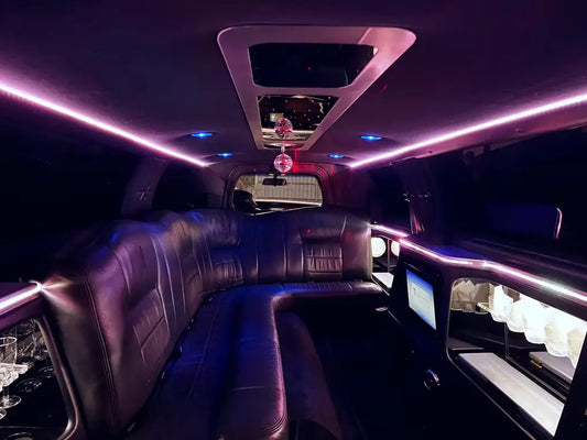 Lincoln Town Car Limousine by HenStagPortugal