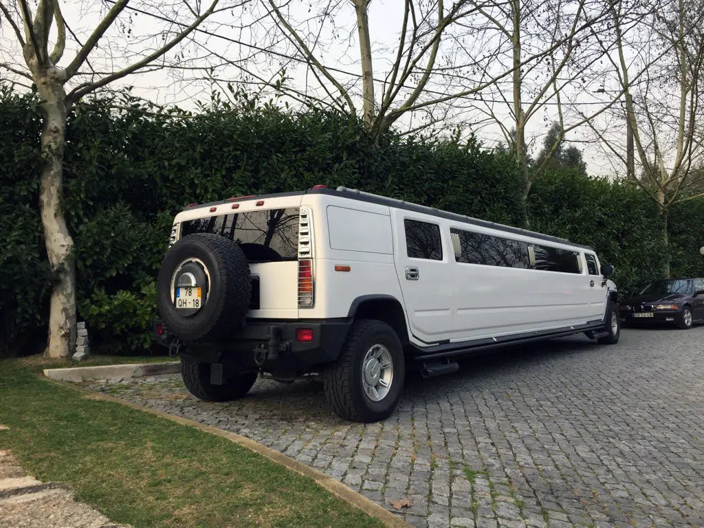 Limousine - Hummer HenStagPortugal