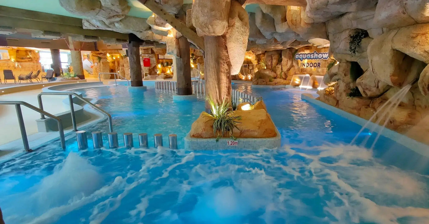 AquaShow Indoor Park HenStagPortugal