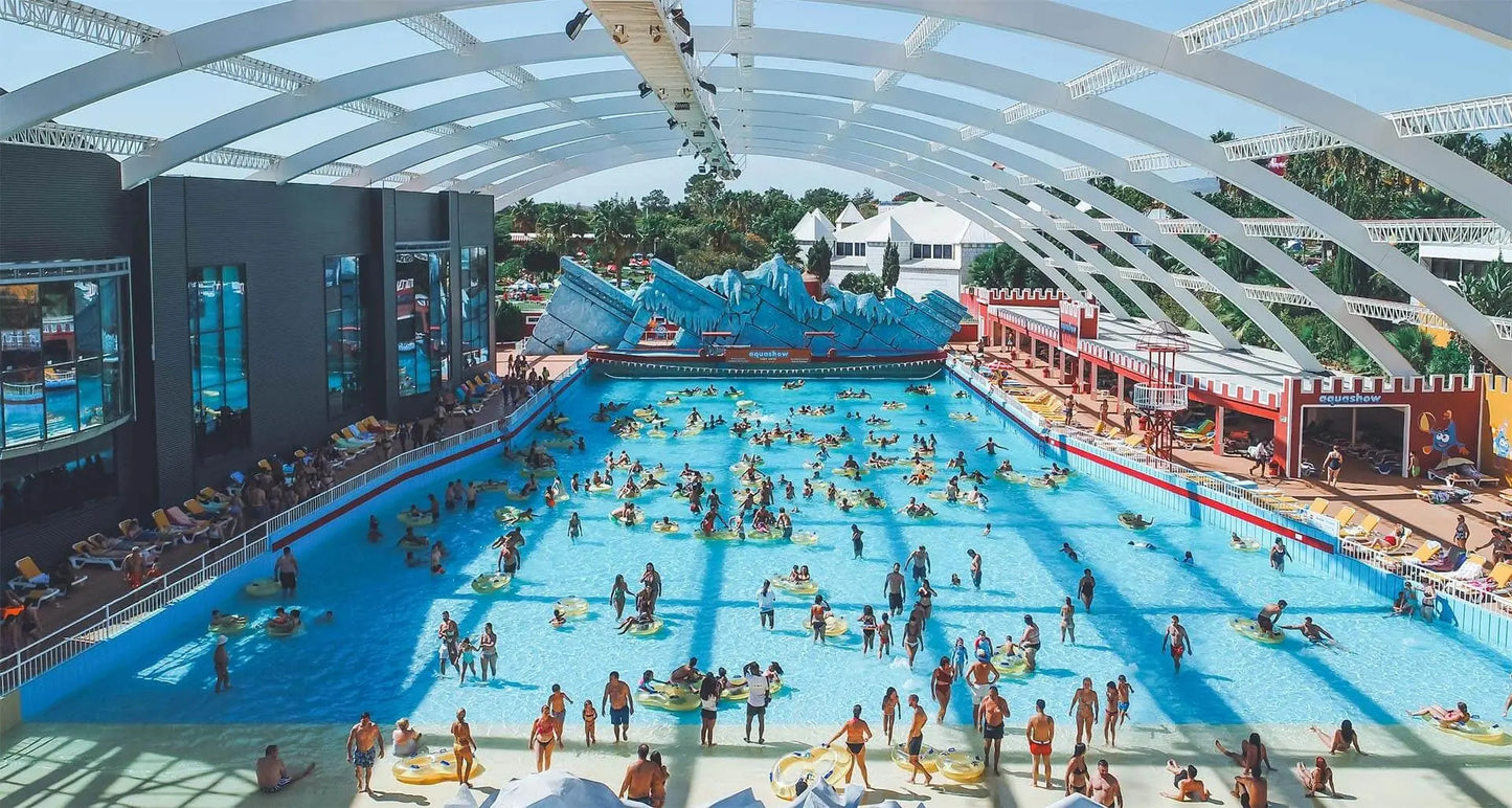 Aquashow Outdoor Park HenStagPortugal