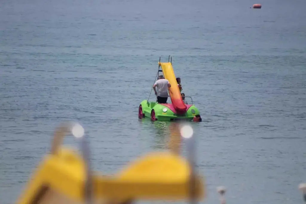 HenStagPortugal Pedal Boats