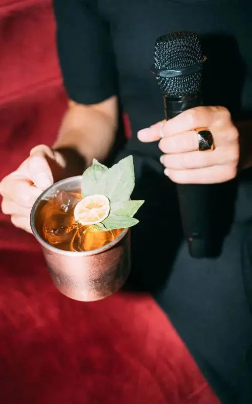 VIP Boozy Brunch & DIY Makeup Workshop & Sing ‘n’ Supper Open Bar HenStagPortugal