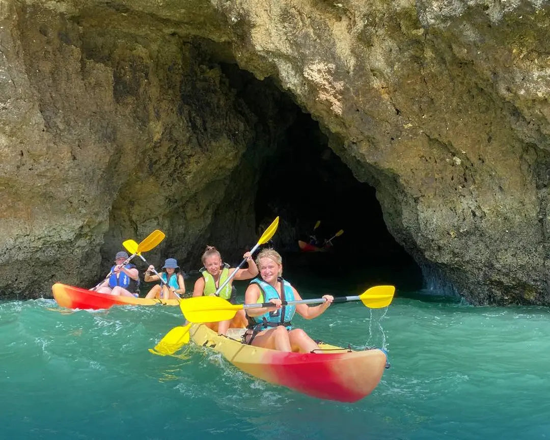 HenStagPortugal Kayak Tour