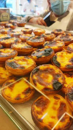 Tapas and Vinho Verde Experience & Pub Crawl HenStagPortugal