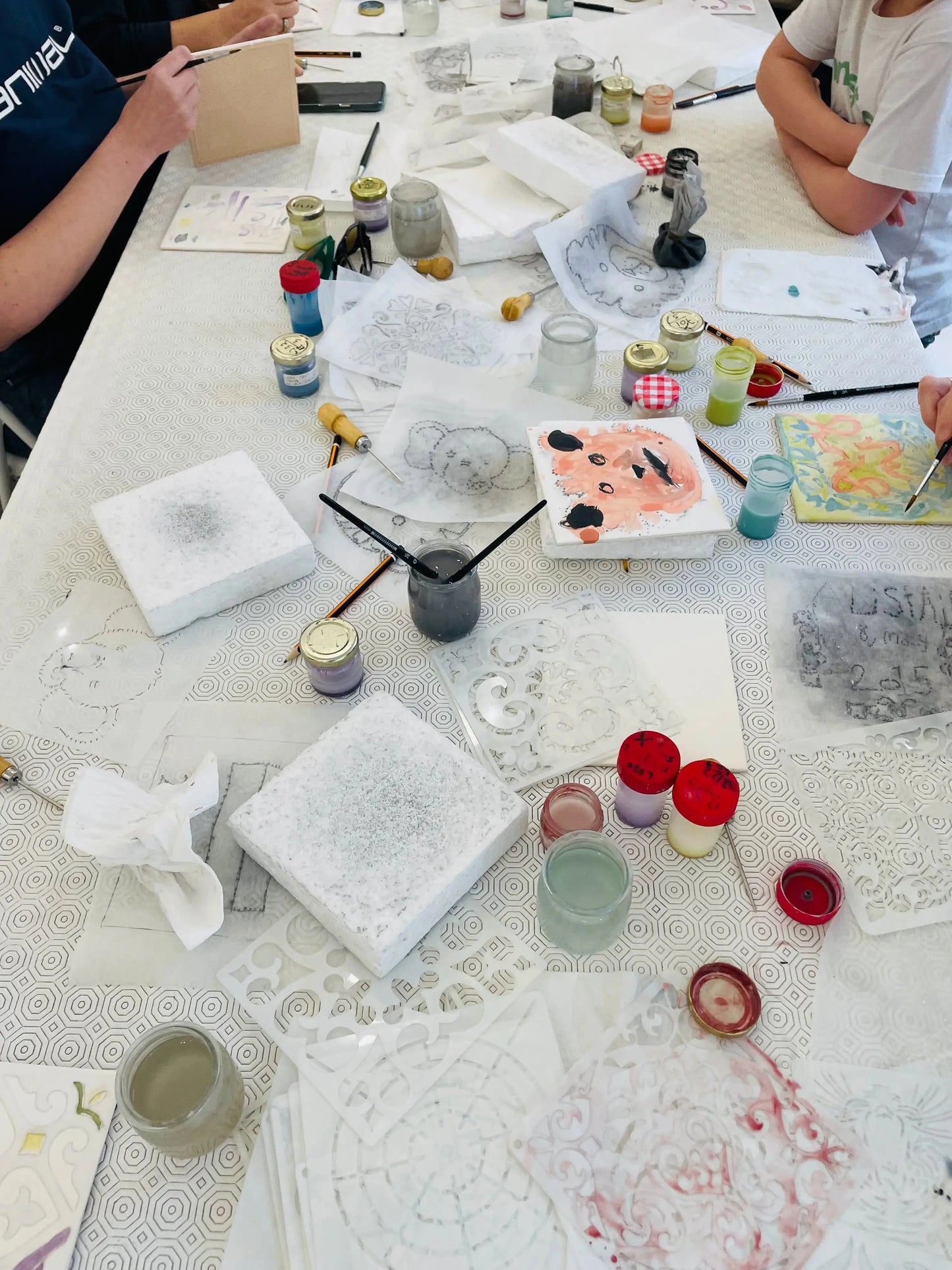 HenStagPortugal Tile Painting Workshop